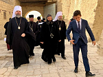 Епископ Россошанский и Острогожский Дионисий, сослужил митрополиту Горловскому и Славянскому Митрофану за богослужением в обители преподобного Павла Фивейского (Египет)