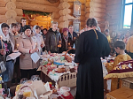 Пасхальная радость в Верхнемамонском районе: на приходах освятили праздничную трапезу