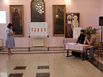 В воскресной школе Ильинского кафедрального собора состоялась дискуссия «Мой путь: между Западом и Востоком или стать самим собой?»