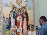 Епископ Россошанский и Острогожский Дионисий совершил Божественную литургию в храме Святого Духа с. Петренково Острогожского района