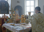 Епископ Россошанский и Острогожский Дионисий возглавил праздничное богослужение в храме святого мученика Иоанна Воина города Богучара