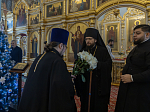 Епископ Россошанский и Острогожский Дионисий совершил архипастырский визит в г. Острогожск и возглавил торжественное богослужение в Тихоновском соборном храме
