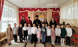 Секретарь епархии принял участие в пасхальном утреннике МБДОУ ЦРР — детский сад № 5 города Россоши