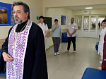 В женской консультации Кантемировской районной больницы священнослужитель совершил молебен