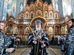 В Великий Пяток Страстной седмицы Глава Воронежской митрополии совершил совершил в Благовещенском кафедральном соборе Великую вечерню с чином изнесения Плащаницы Христа Спасителя