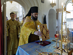 Епископ Россошанский и Острогожский Дионисий возглавил воскресное богослужение в Спасском Костомаровском женском монастыре