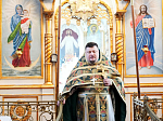 Благочинный Калачеевского церковного округа возглавил служение соборной Божественной литургии в храме Вознесения Господня города Калач