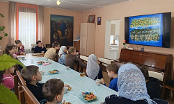В воскресной школе имени святителя Серафима (Соболева), архиепископа Богучарского, состоялся мастер‑класс по выпечке «жаворонков»