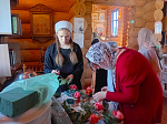 Учащиеся Верхнемамонской школы приняли участие в украшении храма к Пасхе
