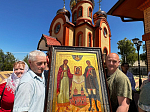 В храмах Россошанского благочиния пребывала икона святых благ. кн. Александра Невского и праведного Феодора Ушакова с частицами мощей.