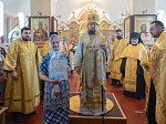 Преосвященнейший Дионисий, епископ Россошанский и Острогожский, совершил всенощное бдение в храме святых апостолов Петра и Павла с. Петропавловка