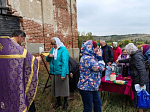 В селе Верхние Марки совершен молебен у стен Крестовоздвиженского храма