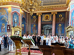 В Неделю 12-ю по Пятидесятнице митрополит Сергий (Фомин) и епископ Дионисий и совершили Божественную литургию в Покровском соборе города Воронежа
