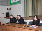 В Острогожском многопрофильном техникуме прошла встреча духовенства, представителей сферы здравоохранения и волонтёров медицинского колледжа г. Острогожск со студентами