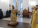 Епископ Дионисий совершил воскресное богослужение в Воскресенском соборном храме Белогорского мужского монастыря
