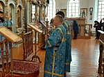 В Казанском храме поселка Каменка встретили праздник Похвалы Пресвятой Богородицы