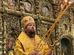 Епископ Россошанский и Острогожский Дионисий совершил Божественную литургию в Свято-Троицком соборе Раифского Богородицкого мужского монастыря