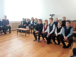 В Воробьёвском краеведческом музее состоялась встреча священнослужителя со школьниками