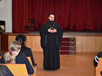 Священнослужитель провел просветительскую встречу со студентами Павловского филиала Губернского педагогического колледжа