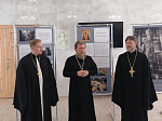 Клирики благочиния приняли участие в открытии выставки, посвященной святителю Тихону, Патриарху Московскому