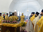 Епископ Дионисий совершил Божественную литургию в Никольском храме с. Урыв – Покровка Острогожского благочиния