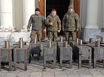 Воинам полка 4-й танковой дивизии переданы печи-буржуйки
