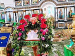В храмах Павловского благочиния совершались праздничные богослужения в день Святой Троицы.