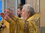 Митрополит Воронежский и Лискинский Сергий возглавил богослужение в Алексиево-Акатовом монастыре г. Воронежа
