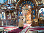 В праздник Собора новомучеников и исповедников Церкви Русской Глава Воронежской митрополии возглавил служение Божественной литургии в Благовещенском кафедральном соборе