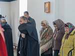 В день Радоницы Преосвященнейший епископ Дионисий совершил Литургию в Воскресенском соборе Белогорского епархиального мужского монастыря