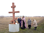 В Калаче состоялся традиционный крестный ход к поклонным крестам, ограждающим город