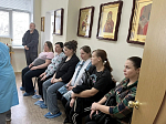 Священник совершил молебен в молельной комнате районной больницы села Верхний Мамон