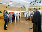 Жители Калачеевского района посетили выставку «Кто нас разлучит от любви Божией?», посвященную памяти святителя Тихона, Патриарха Московского