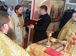 Епископ Дионисий совершил Божественную литургию иерейским чином в храме Николая Чудотворца села Талы Кантемировского района