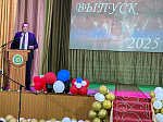 Священнослужитель поздравил выпускников Калачеевского аграрного техникума