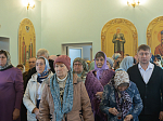 Епископ Дионисий совершил Божественную литургию в Свято-Введенском храме поселка городского типа Ольховатка