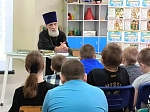 Протоиерей Евгений Сорокин провел увлекательное занятие о первой печатной книге на Руси в рамках Дня православной книги