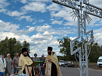 В селе Мамоновка совершено освящение двух поклонных крестов, установленных на границе населенного пункта