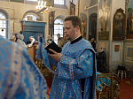 В праздник Благовещения Пресвятой Богородицы епископ Россошанский и Острогожский Дионисий совершил Божественную литургию в храме Вознесения Господня города Калач