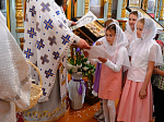 В поселке Каменка благочинный вручил дипломы выпускникам Воскресной школы