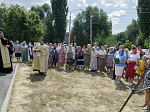Архипастырь совершил освящение новосооруженных колоколов, куполов и крестов для строящегося храма в селе Лизиновка Россошанского района