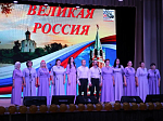 Настоятель храма святых апостолов Петра и Павла села Петропавловка иерей Ярослав Манохин поздравил жителей райцентра с Днем села