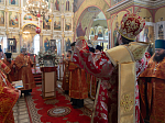 Преосвященнейший Дионисий епископ Россошанский и Острогожский совершил Литургию в храме Архистратига Божия Михаила г. Острогожска
