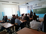 Встреча старшеклассников с иереем Дмитрием Уваровым: погружение в историю письменности и веры