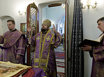 Епископ Дионисий совершил Божественную литургию в храме Рождества Пресвятой Богородицы села Верхний Карабут Подгоренского района