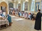 В храмах Богучарского благочиния поздравили прихожан старшего поколения с Днем пожилого человека