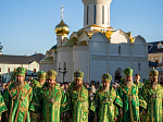 Епископ Россошанский и Острогожский Дионисий сослужил Святейшему Патриарху Кириллу за всенощным бдением в Троице-Сергиевой лавре