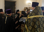 В среду четвертой седмицы Великого поста Преосвященнейший епископ Дионисий совершил Литургию Преждеосвященных Даров в храме Богоявления Господня села Сухой Донец