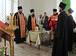 Водосвятный молебен в руинированном храме