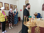 Клирик Свято-Митрофановского храма посетил Верхнемамонскую ЦРБ